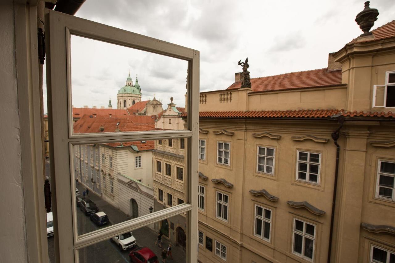 Hotel Nerudova 211 布拉格 外观 照片